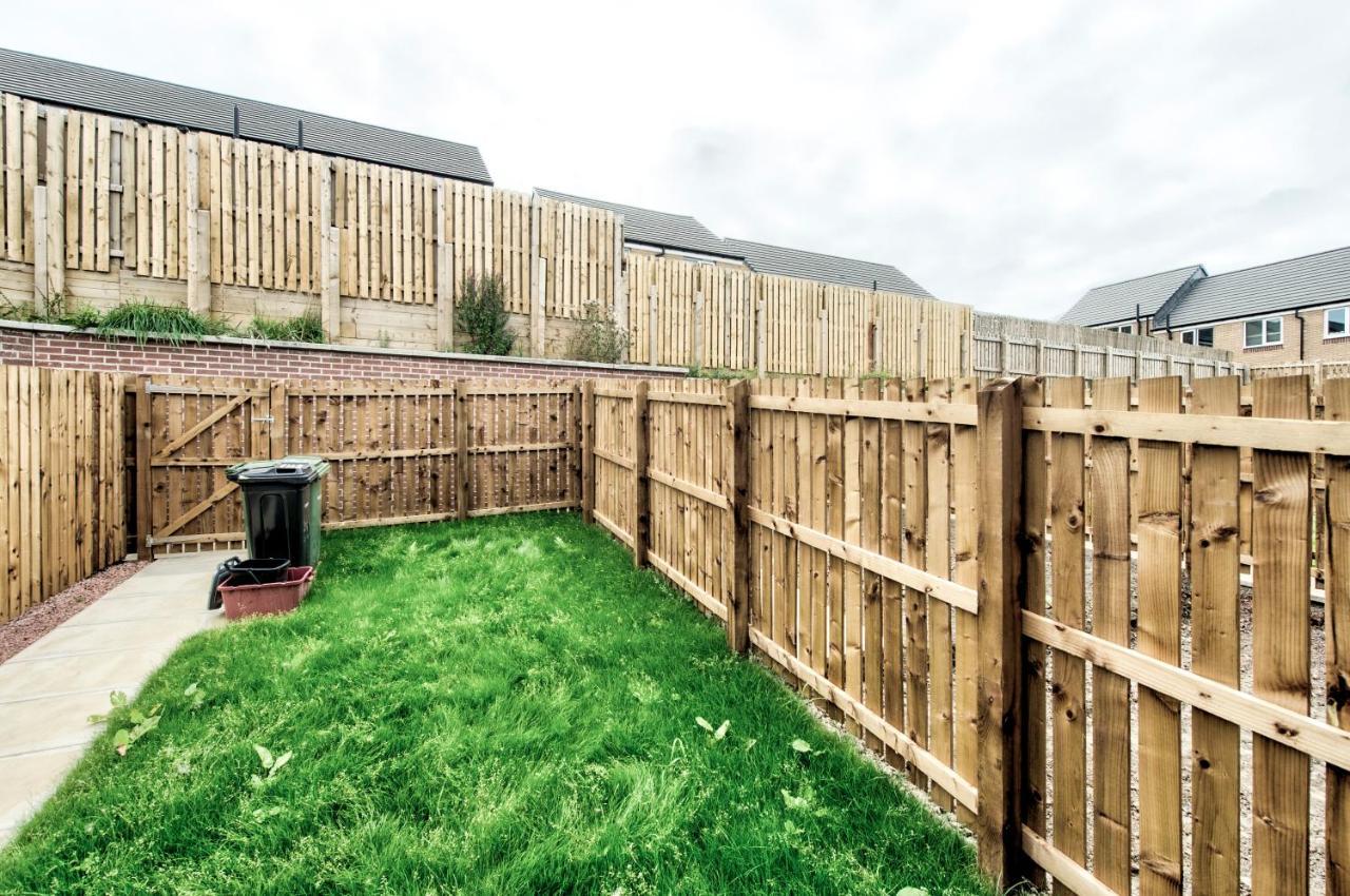2-Bedroom Holiday Home With Private Garden & Parking Edinburgh Bagian luar foto
